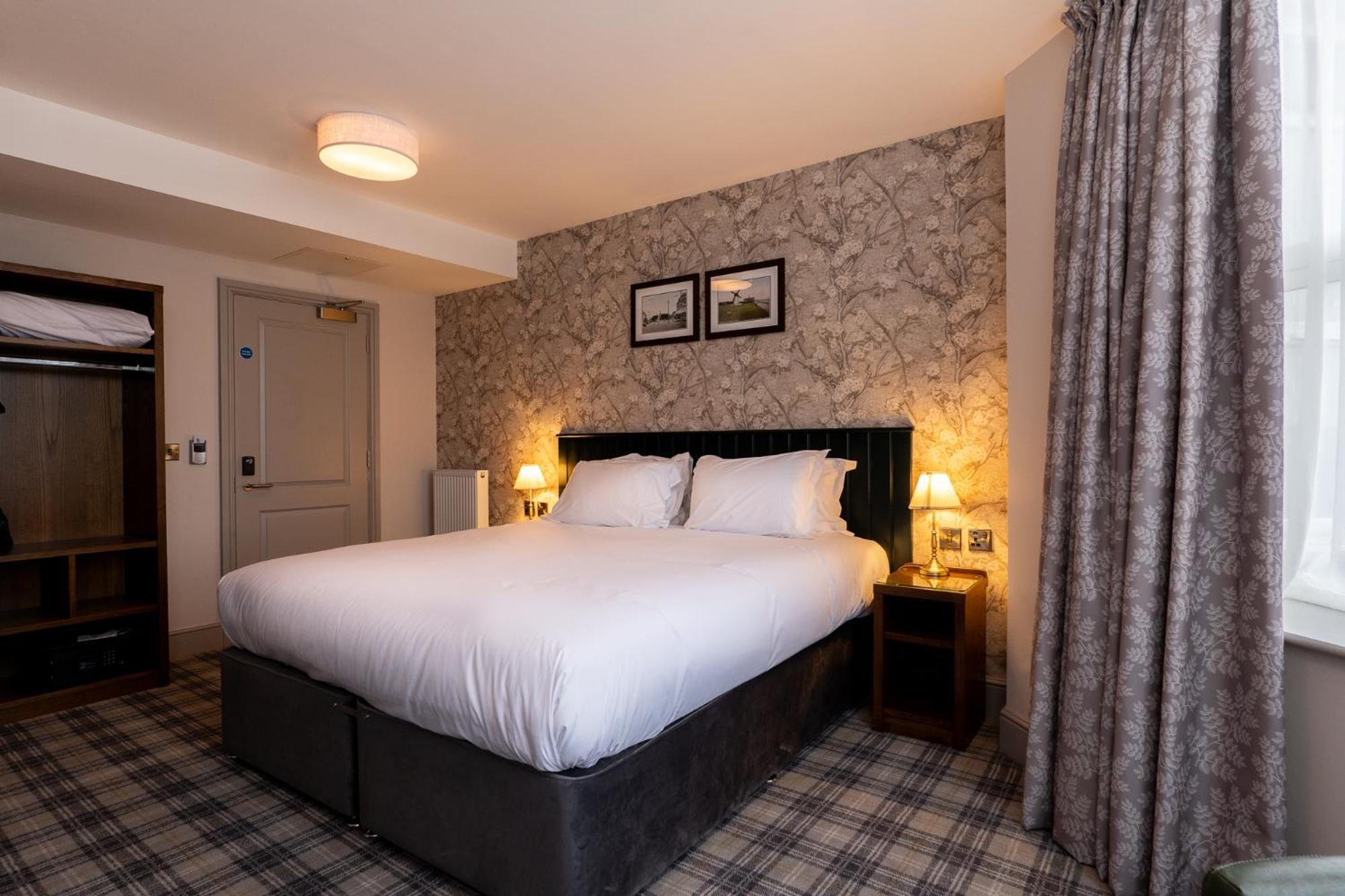 Offshore - The Inn Collection Group Lytham St Annes Exterior foto
